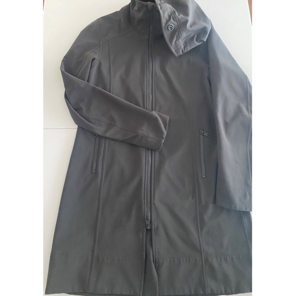 Lululemon Apex Jacket - Picture 4 of 13